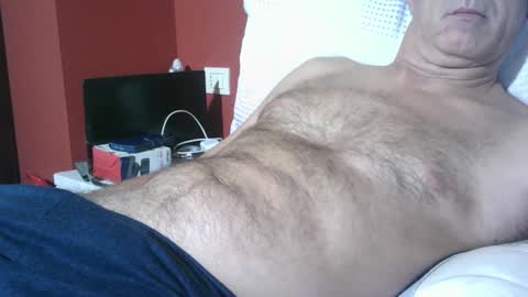 Snapshot of yahe2010 chatting on 12/10/24, 02:48 grillino online show from 12/10/24, 02:48