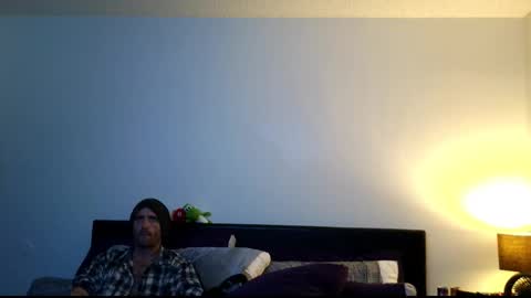 Snapshot of yakobi86 chatting on 10/21/25, 01:06 yakobi86 online show from 10/21/25, 01:06