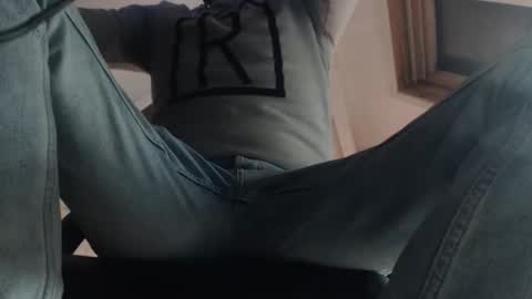 Snapshot of yallayalla1806 chatting on 11/09/25, 09:35 yallayalla1806 online show from 11/09/25, 09:35