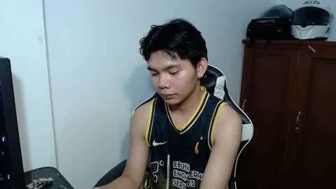 Eian online show from 11/18/25, 07:51