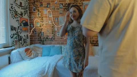 Snapshot of yami_yami_yami chatting on 02/14/25, 11:31 Mia and Andry online show from 02/14/25, 11:31