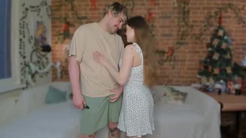 Mia and Andry  online show from 12/18/25, 12:33