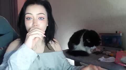 Yami online show from 02/26/26, 12:31