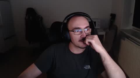 YamilLamal online show from 11/03/25, 11:15