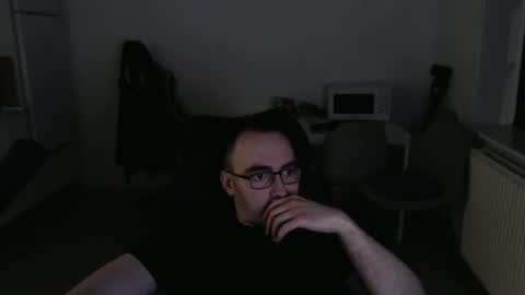 YamilLamal online show from 01/17/26, 09:51