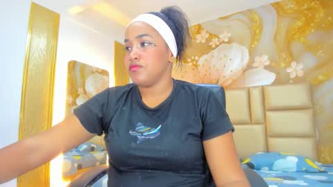 Naomi online show from 02/18/26, 07:32