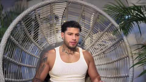 yamp sambrano online show from 09/26/25, 04:49