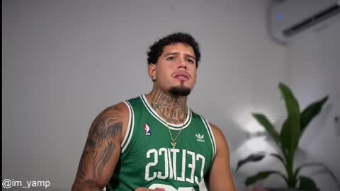 yamp sambrano online show from 12/19/25, 01:34