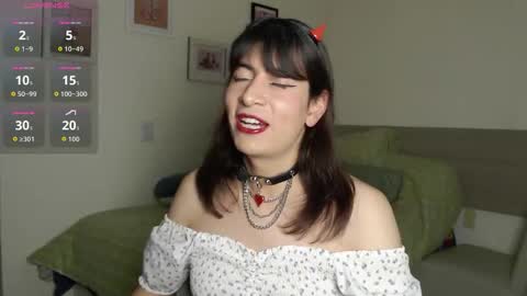 Yana online show from 10/16/25, 01:06