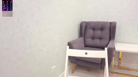 Yana  online show from 11/07/25, 12:43