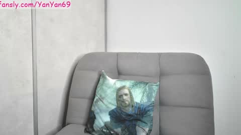 Sam      online show from 11/08/25, 03:12