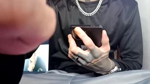 Snapshot of yanfranko420 chatting on 02/05/26, 03:33 Yan online show from 02/05/26, 03:33