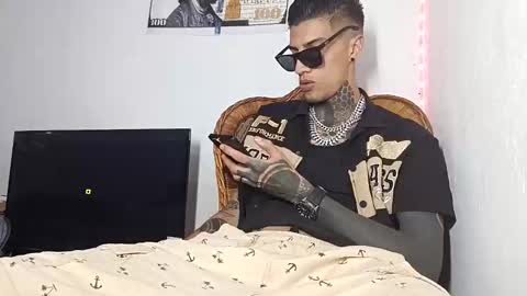 Snapshot of yanfranko420 chatting on 02/12/26, 07:14 Yan online show from 02/12/26, 07:14