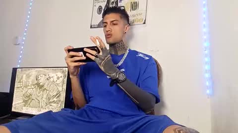 Snapshot of yanfranko420 chatting on 02/19/26, 06:42 Yan online show from 02/19/26, 06:42