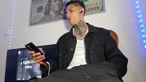 Yan online show from 04/18/26, 07:45