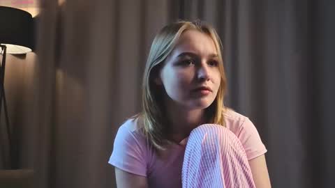 Kate online show from 10/01/25, 01:06