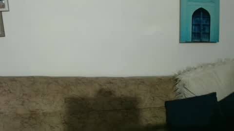 Yani online show from 01/19/25, 06:42