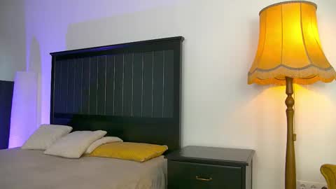 yanira_ass_ online show from 03/17/26, 05:00