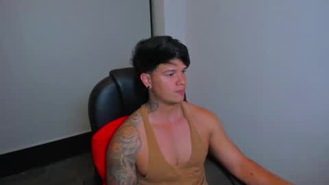 new here online show from 11/28/25, 12:13