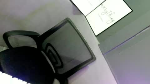 Snapshot of yannafucks chatting on 06/30/26, 04:19 yannafucks online show from 06/30/26, 04:19