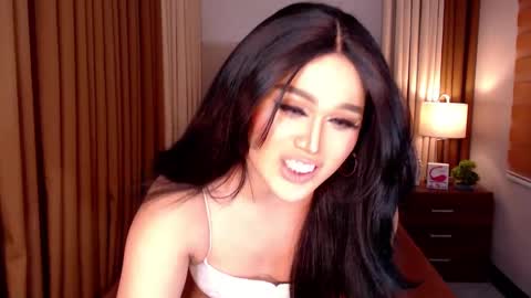 Allisonn online show from 03/08/25, 02:08