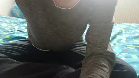 yanp541 online show from 10/06/25, 11:07