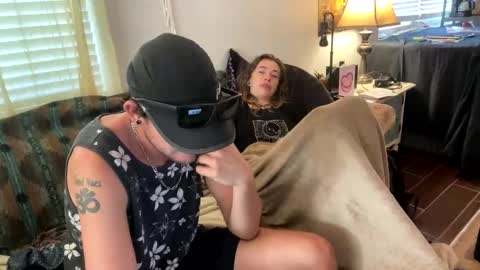 yanyanpixie online show from 10/09/25, 02:26