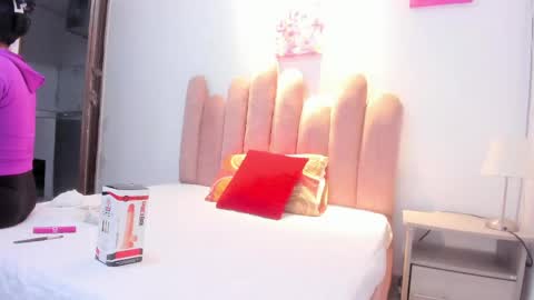 Snapshot of yara10_ chatting on 04/30/26, 11:27 yara10_ online show from 04/30/26, 11:27