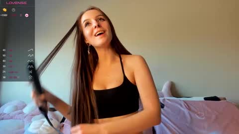 Yara online show from 02/21/25, 12:28