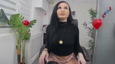 Yara online show from 02/16/26, 03:46