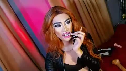 miss yasii online show from 01/11/25, 06:12