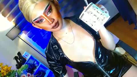 miss yasii online show from 01/07/26, 12:07