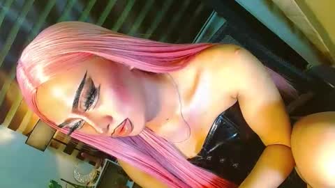 miss yasii online show from 05/31/26, 06:09