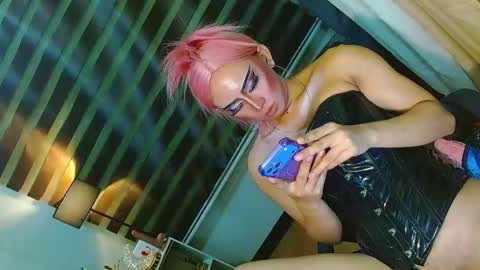 miss yasii online show from 06/05/26, 03:51