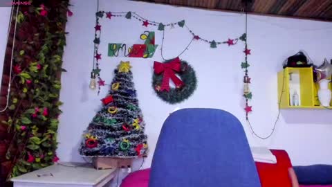 Yasemin online show from 12/30/24, 07:11