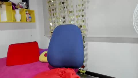 Yasemin online show from 02/01/25, 10:55