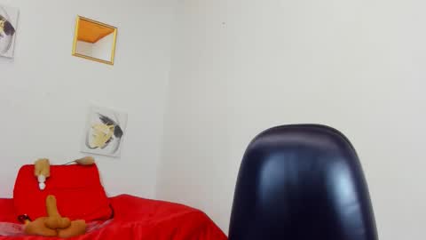 Yasemin online show from 01/07/26, 10:51