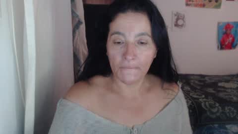 Snapshot of yasmin_love85 chatting on 01/29/25, 05:13 yasmin_love85 online show from 01/29/25, 05:13