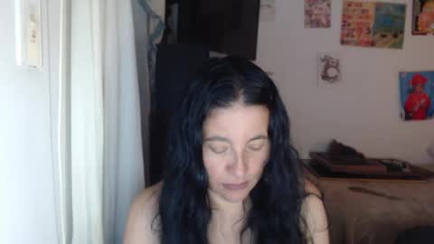 Snapshot of yasmin_love85 chatting on 09/30/25, 03:28 yasmin_love85 online show from 09/30/25, 03:28