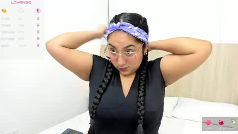 Yasmin Ortiz online show from 04/09/26, 03:39