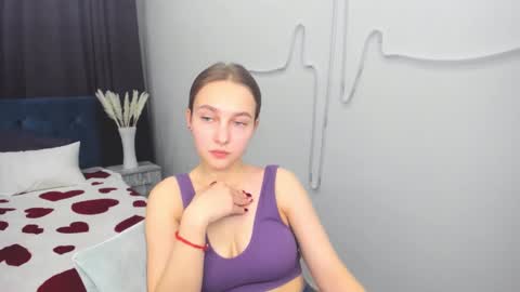 Yasmina online show from 02/18/25, 05:31