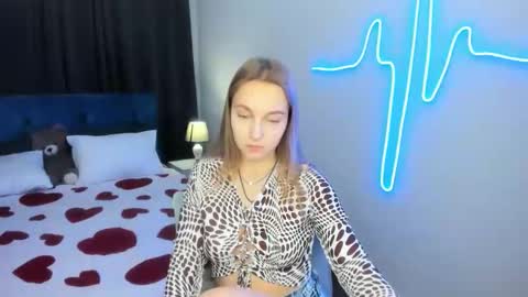 Yasmina online show from 10/05/25, 06:39