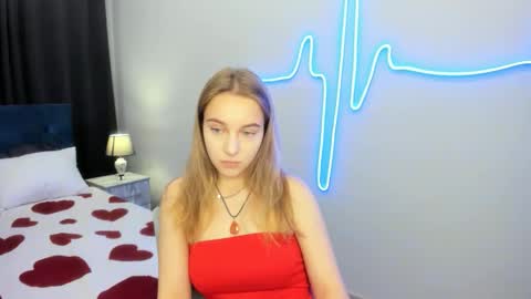 Yasmina online show from 10/14/25, 01:01