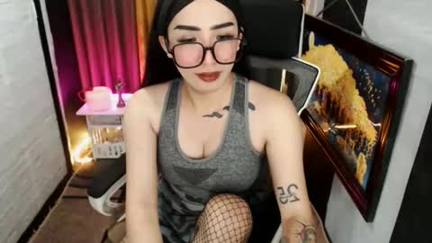 yassiered online show from 09/18/25, 09:22