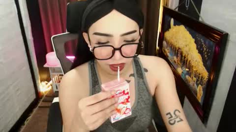 yassiered online show from 02/15/26, 10:03