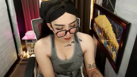 yassiered online show from 04/10/26, 08:08