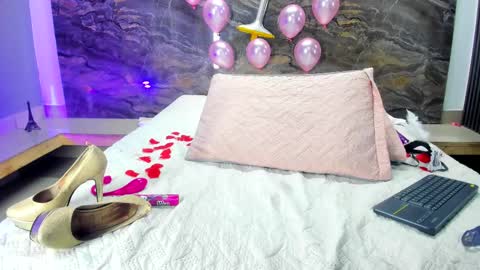 yaya____ online show from 03/09/25, 07:56