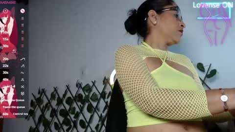 yaya____ online show from 03/02/26, 10:16