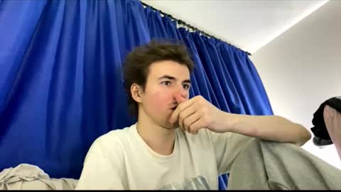 yayay333 online show from 01/05/26, 05:27