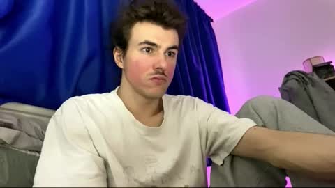 yayay333 online show from 02/18/26, 05:09